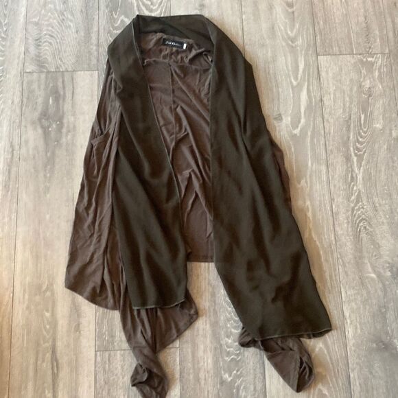 Sheer Panelled Dark Green Flowy Vest - Picture 1 of 3